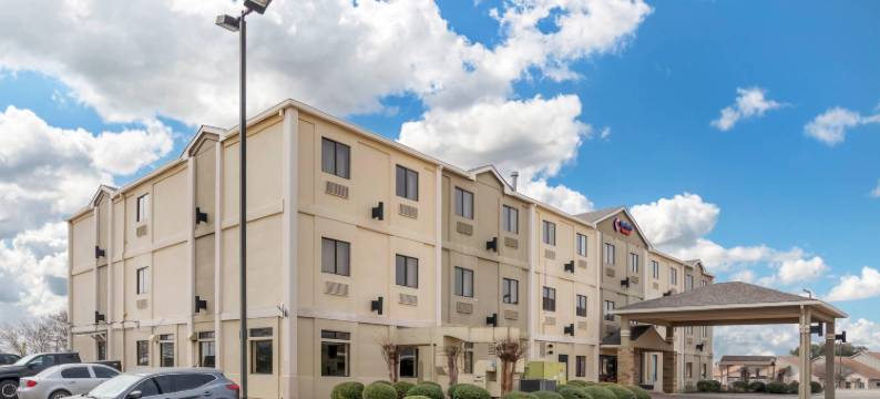 布伦纳姆舒适全套房酒店(Comfort Suites)图片