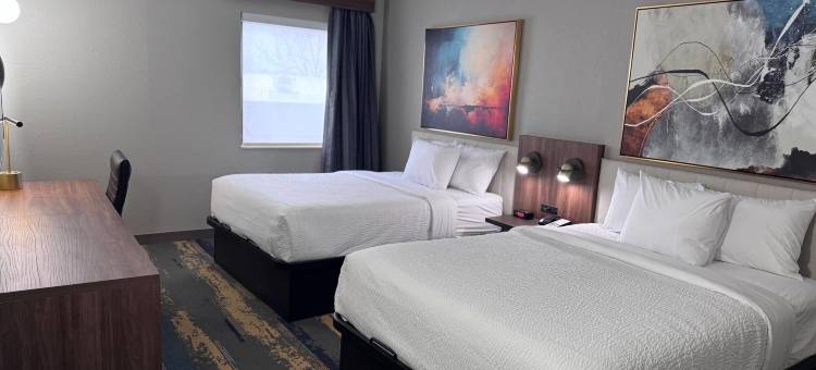 温德姆迈阿密斯堡戴顿南拉昆塔温德姆酒店套房(La Quinta Inn & Suites by Wyndham Miamisburg Dayton South)图片