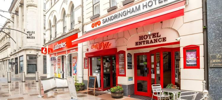 OYO 波士顿庄园酒店，汉威尔伦敦(OYO Bostons Manor Hotel, Hanwell London)图片