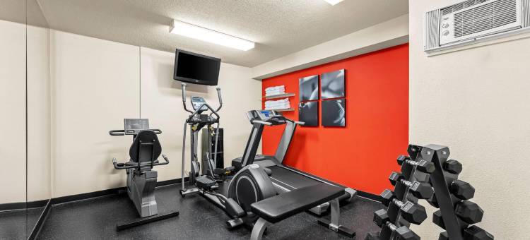 里贾纳温德姆Travelodge套房/Eastgate Bay酒店(Travelodge Suites by Wyndham Regina / Eastgate Bay)图片