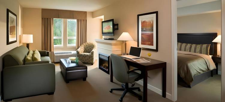 斯阔米什行政套房度假酒店(Executive Suites Hotel and Resort - Squamish BC)图片
