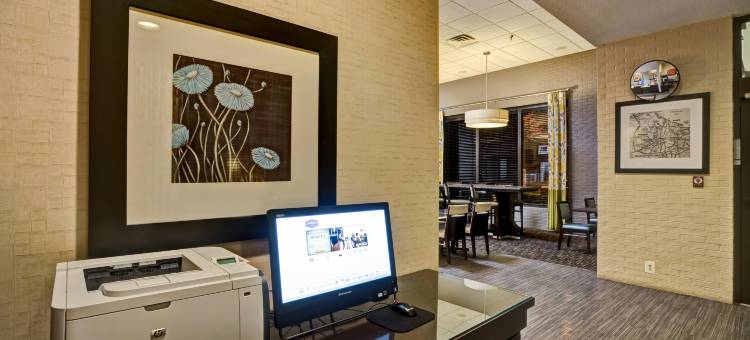 希尔顿欢朋酒店-诺福克海军基地(Hampton Inn Norfolk-Naval Base)图片