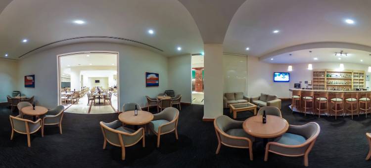 提华纳奥塔伊嘉年华酒店(Fiesta Inn Tijuana Otay Aeropuerto)图片