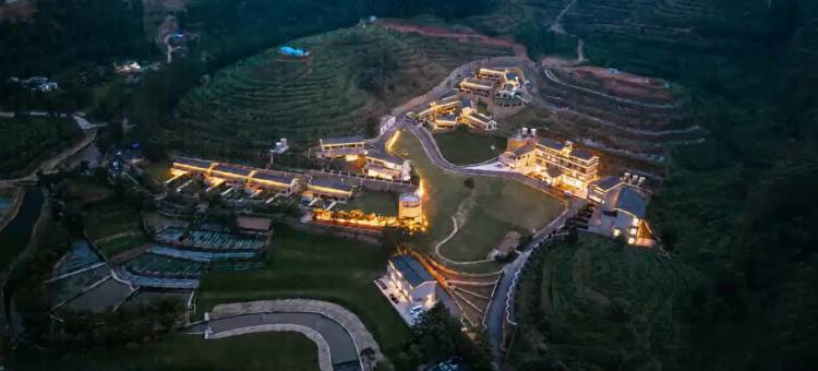 岭南小洞天·山野石屋古堡民宿图片