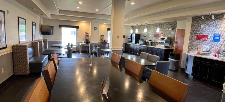 贝思贝斯特韦斯特优质套房酒店(Best Western Plus Bass Hotel  Suites)图片