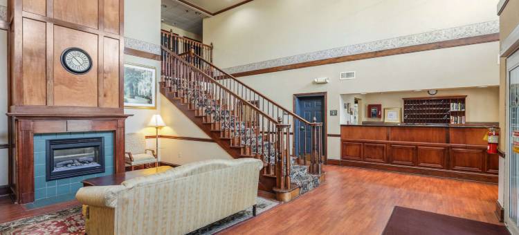 伊克诺套房酒店(Econo Lodge Inn & Suites)图片