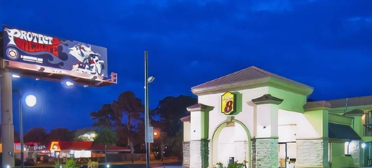 奥蒙德海滩速8酒店(Super 8 by Wyndham Ormond Beach)图片
