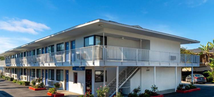 圣巴巴拉州6号汽车旅馆(Motel 6 Santa Barbara, CA - State Street)图片