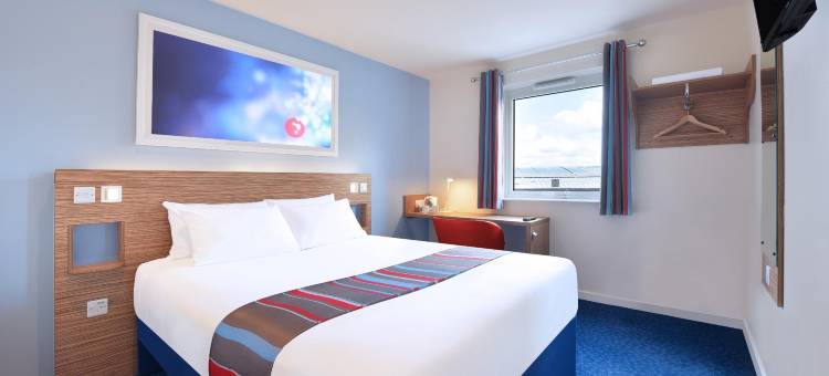 旅屋酒店-布兰博罗(Travelodge Bromborough)图片