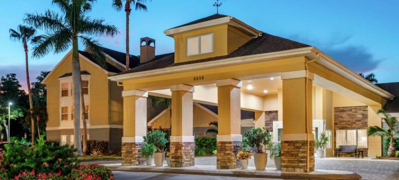 迈尔斯堡Homewood Suites by Hilton(Homewood Suites by Hilton Fort Myers)图片