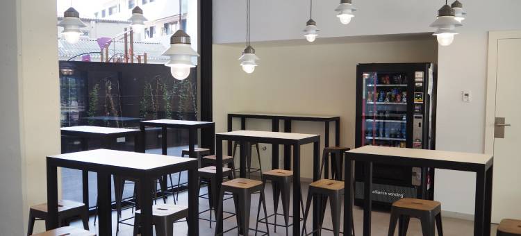 巴塞罗那费拉易捷酒店(easyHotel Barcelona Fira)图片