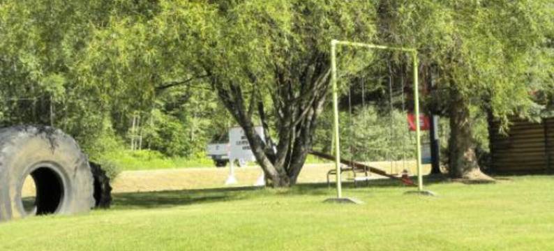 河畔高山汽车旅馆(Rivermount Motel)图片