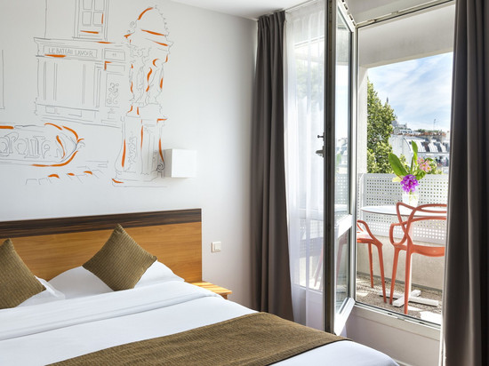 巴黎蒙马特高地馨乐庭酒店