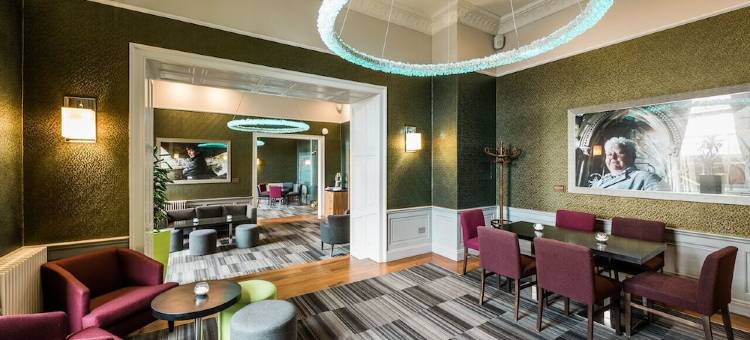 普莱斯酒店(The Place Hotel)图片