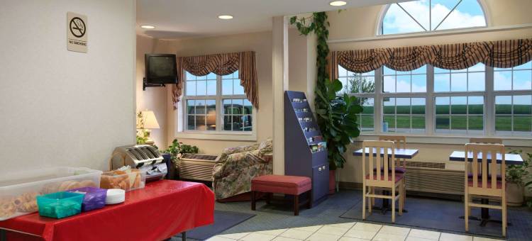 尚佩恩温德姆麦客达套房酒店(Microtel Inn by Wyndham Champaign)图片