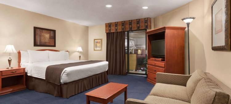 布兰维尔戴斯酒店及会议中心(Days Inn by Wyndham Blainville Conference Centre)图片