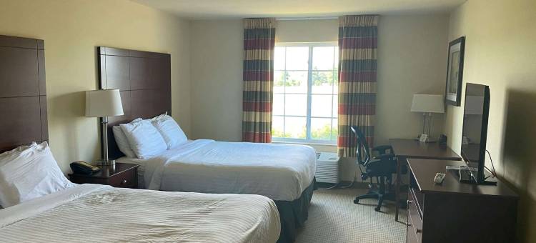 奥什科甚美吟温德姆酒店(AmericInn by Wyndham Oshkosh)图片