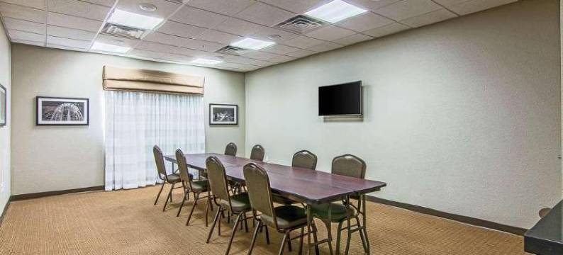 西部-近医疗中心舒眠套房酒店(Sleep Inn & Suites West-Near Medical Center)图片