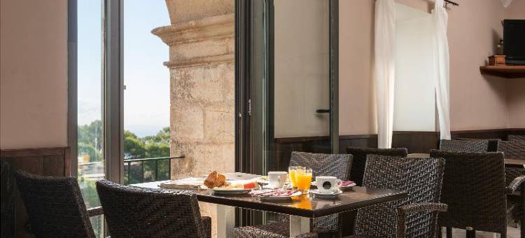 豪斯塔杰利亚圣萨尔瓦多皮提酒店(Petit Hotel Hostatgeria Sant Salvador)图片