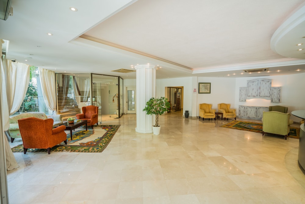 Costa 3s Hotel Over view