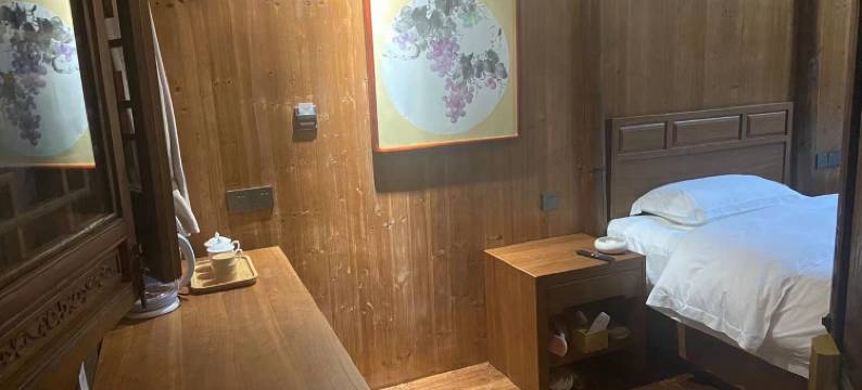 罗家寨老罗特色民宿图片