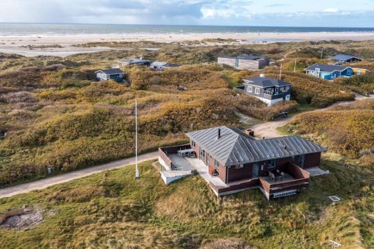 6 Person Holiday Home on a Holiday Park in Fanø预订价格,联系电话位置地址【携程酒店】
