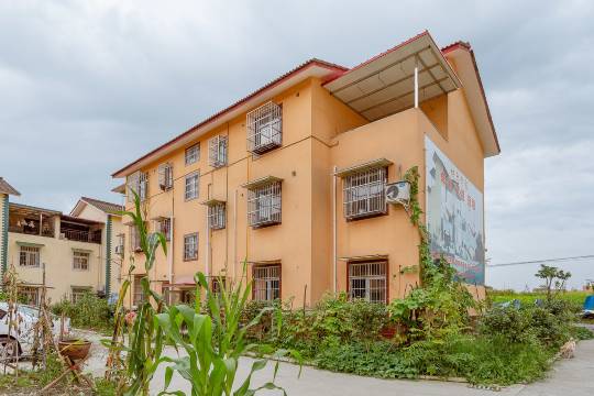 快乐老家民宿(郫彭路分店)