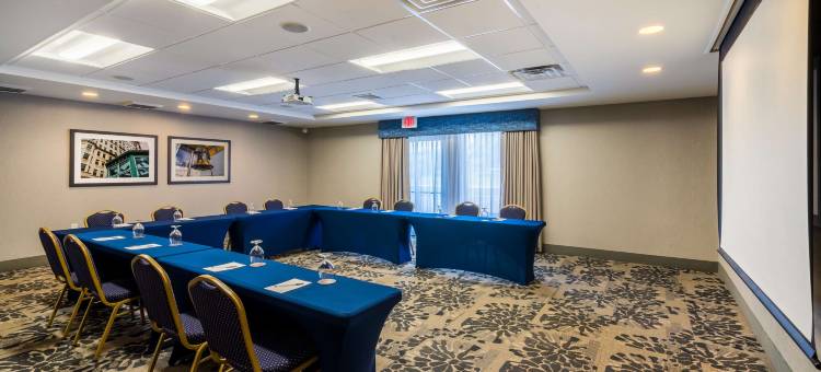 普利茅斯会议欢朋旅馆(Hampton Inn Philadelphia/Plymouth Meeting)图片