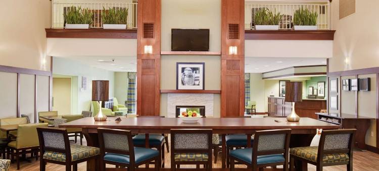 普罗维登斯/沃里克机场欢朋酒店及套房(Hampton Inn & Suites Providence/Warwick-Airport)图片