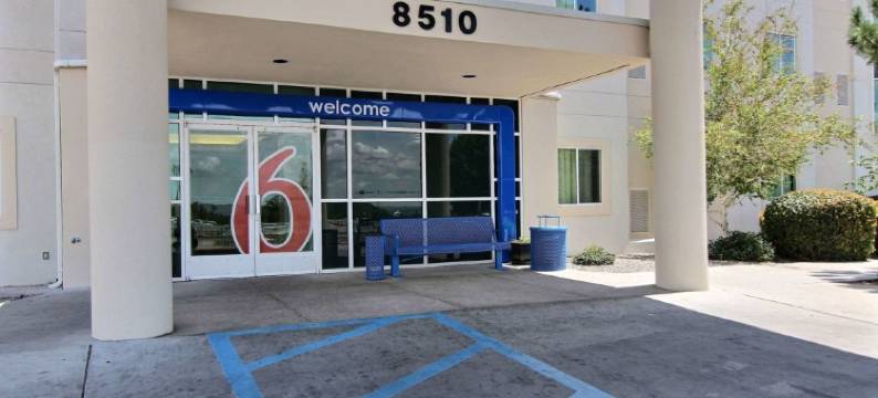 阿尔伯克基北6号汽车旅馆(Motel 6 Albuquerque, NM - North)图片