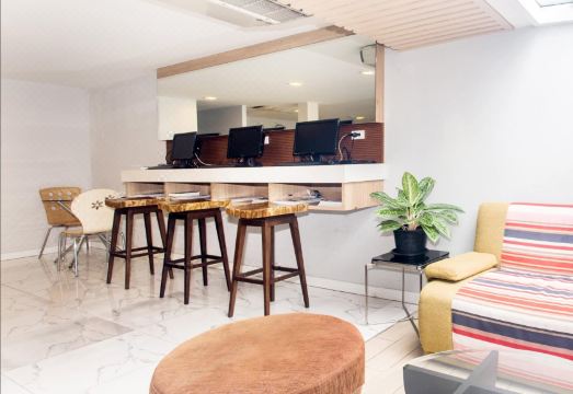 Nantra Ploenchit Hotel Hotel Overview