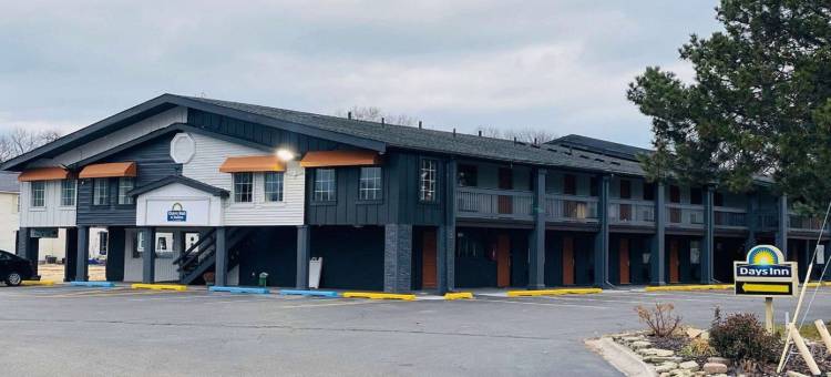 休伦港戴斯套房酒店(Days Inn & Suites by Wyndham Port Huron)图片