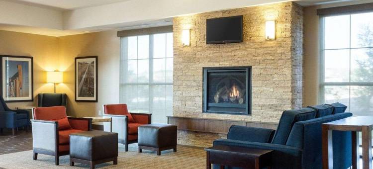 沃特福德市舒适酒店(Comfort Inn & Suites Watford City)图片