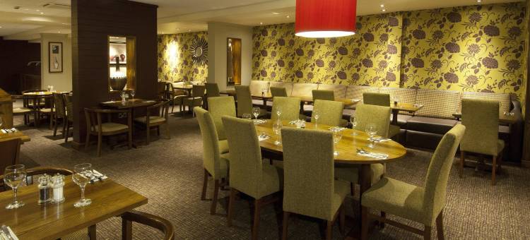 优品迎伦敦希思罗机场T2&T3(巴斯路)酒店(Premier Inn London Heathrow Airport T2 & T3 - Bath Road)图片