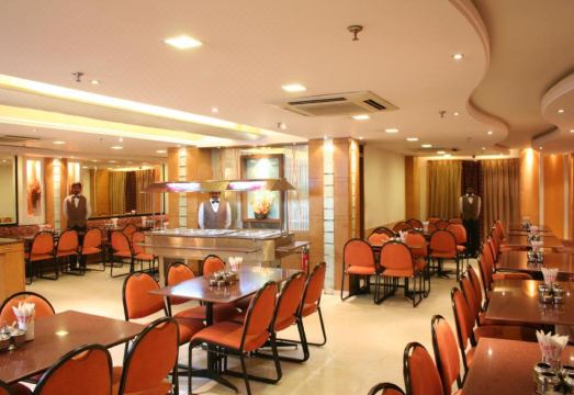 Southern RegencyHotel Overview