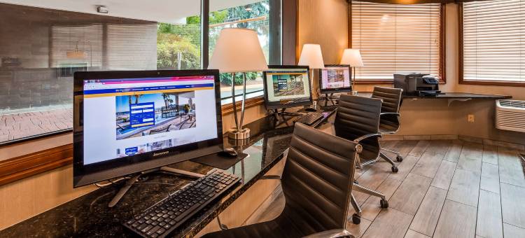 河岸贝斯特韦斯特优质酒店(Best Western Plus Rivershore Hotel)图片