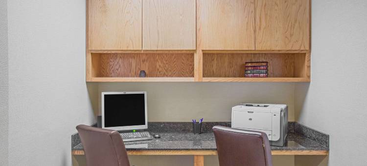 勒琼营温德姆栢茂酒店(Studio 6 Suites Jacksonville, NC)图片