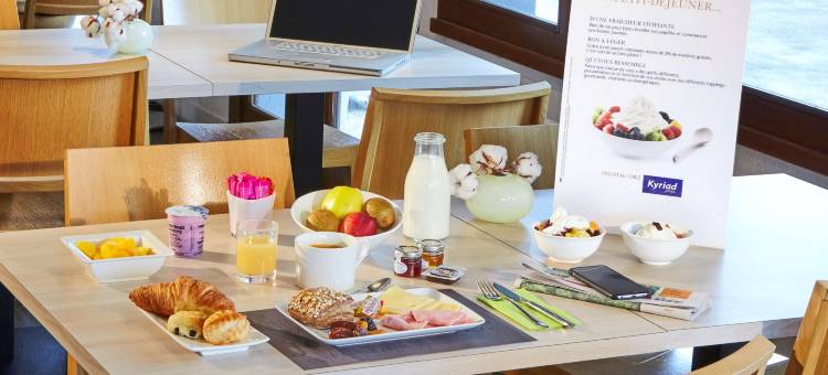 基里亚德酒店-图尔苏德尚布莱(Kyriad Tours Sud - Chambray LÈS Tours)图片