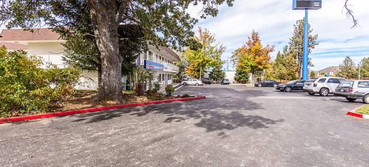 6号伊里卡汽车旅馆(Motel 6 Yreka, CA)图片