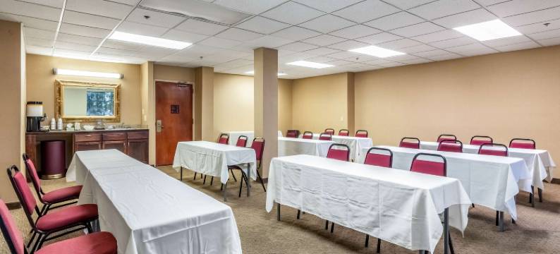 康威温盖特酒店 (温德姆旗下)(Motel 6 Conway, AR)图片