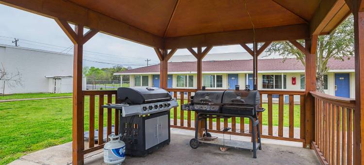 麦迪逊维尔6号汽车旅馆(Motel 6 Madisonville, TX)图片