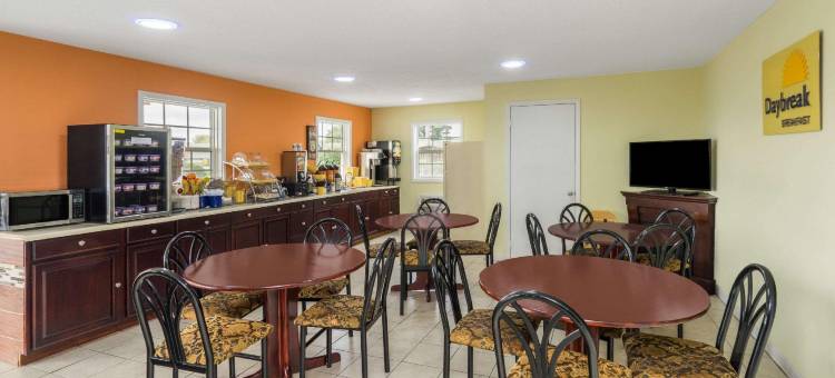 斯泰茨维尔温德姆戴斯酒店(Days Inn by Wyndham Statesville)图片