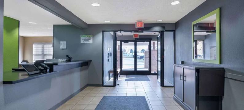 哥伦布北沃辛顿 MainStay 套房酒店(MainStay Suites Columbus North - Worthington)图片