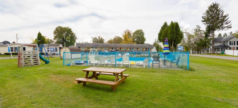 OYO俄亥俄州Meadville Conneaut湖旁的Parkside汽车旅馆(Parkside Motel by OYO Meadville Conneaut Lake)图片