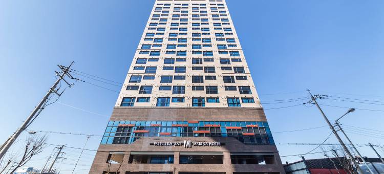 西湾滨海酒店(Western Bay Marina Hotel)图片