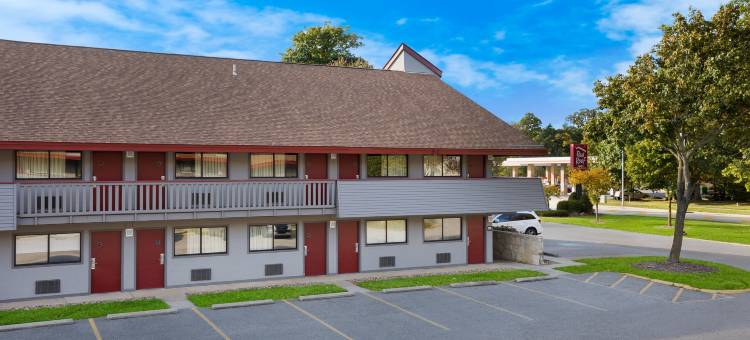 克利夫兰韦斯特莱克红顶酒店(Red Roof Inn Cleveland - Westlake)图片