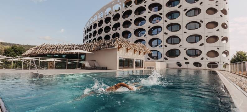 观园会议水疗酒店(Das Seepark Wörthersee Resort)图片