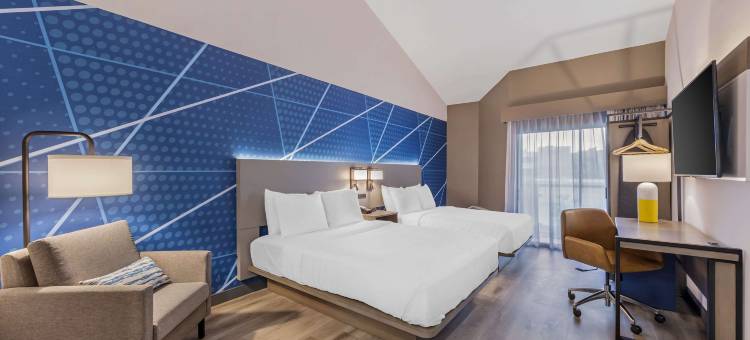 舒适套房酒店尔湾光谱(Comfort Inn & Suites Irvine Spectrum)图片