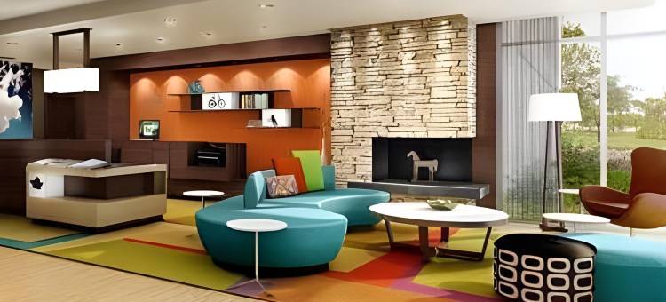 哈钦森万枫套房酒店(Fairfield Inn & Suites Hutchinson)图片