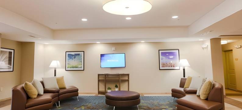 Candlewood Suites 赤褐色 by IHG(Candlewood Suites AUBURN by IHG)图片